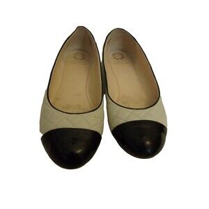 Monet Quilted Off White Black Patent Leather Flat Shoes Sz. 9 1/2 Italy